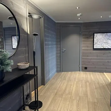 Apartment Bo Flott Og Solrikt I Riddertunet *
